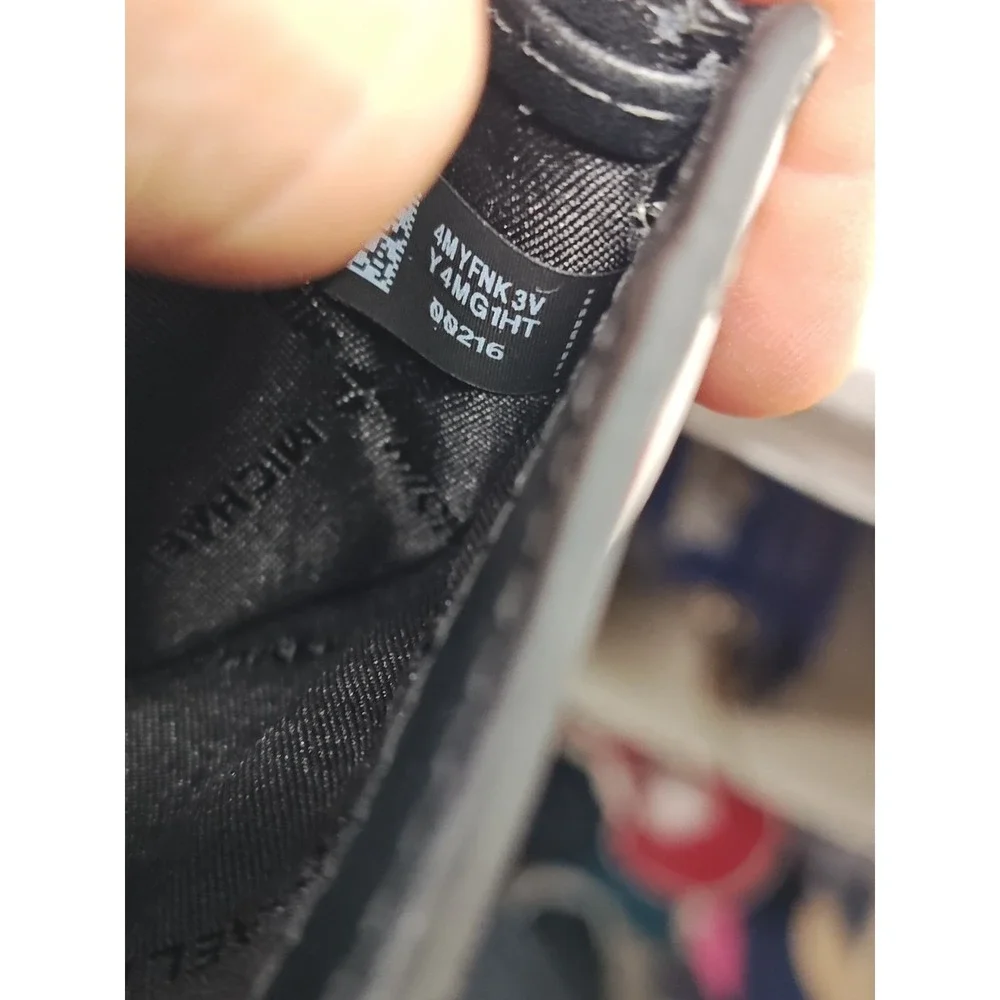 Michael‎ Kors MK Cooper Logo Stripe Billfold Wallet Black Red White 36F3GFLF1B
